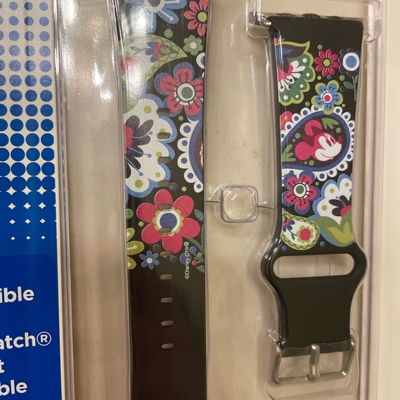 Disneyland D-TECH Compatible with Apple Watch wrist wearable device 42mm or 44mm - Picture 3 of 5